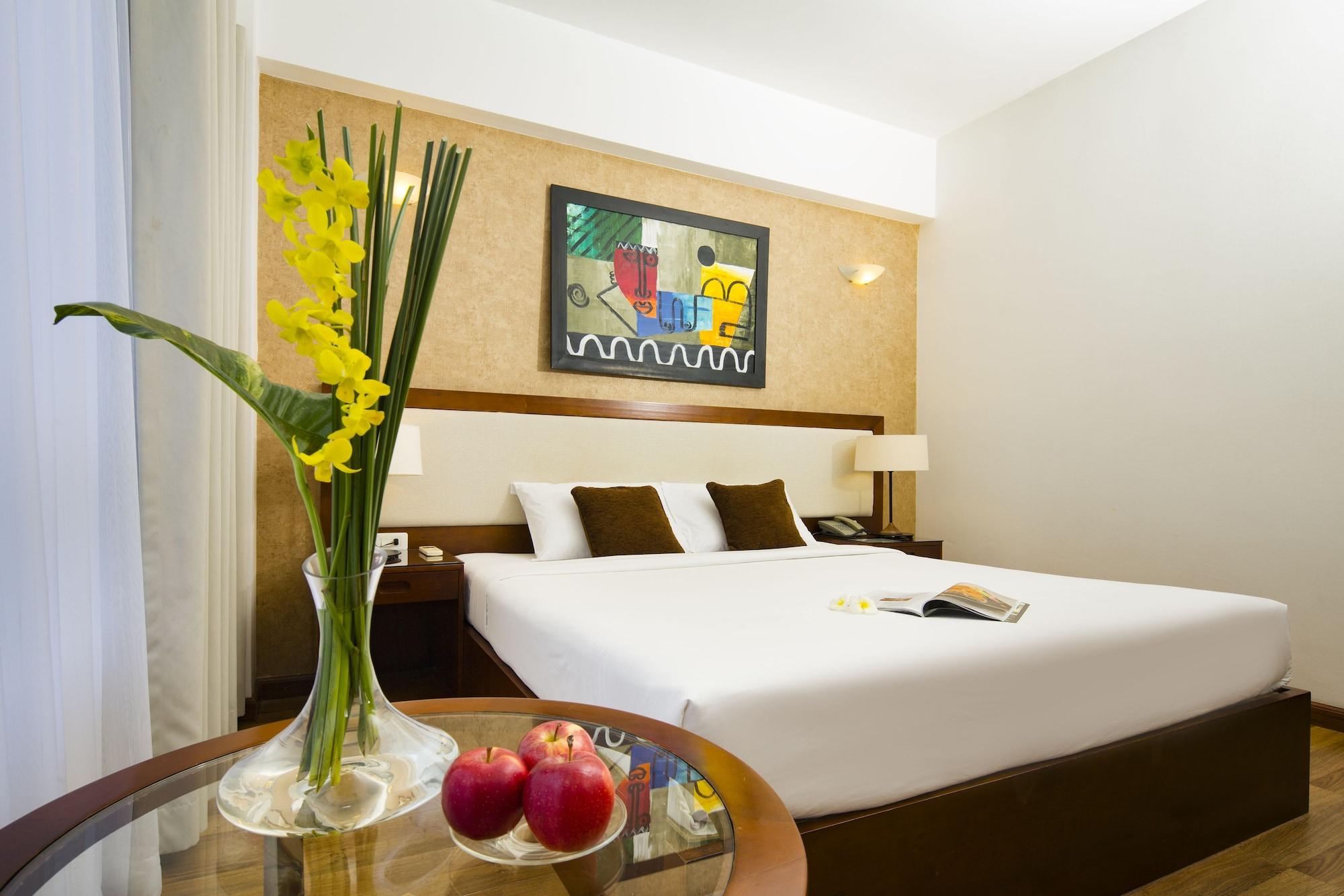 Starlet Hotel Нячанг Экстерьер фото